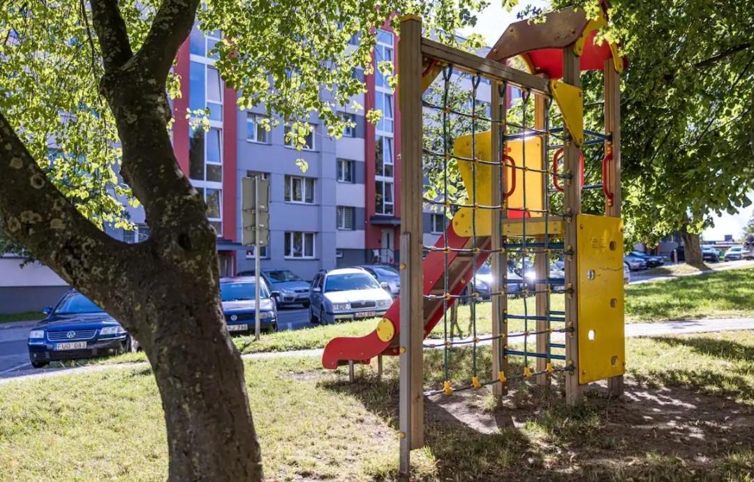 Panevezio G Prie Parko, Panevezio Str By The Park Διαμέρισμα Κλαϊπέντα Εξωτερικό φωτογραφία